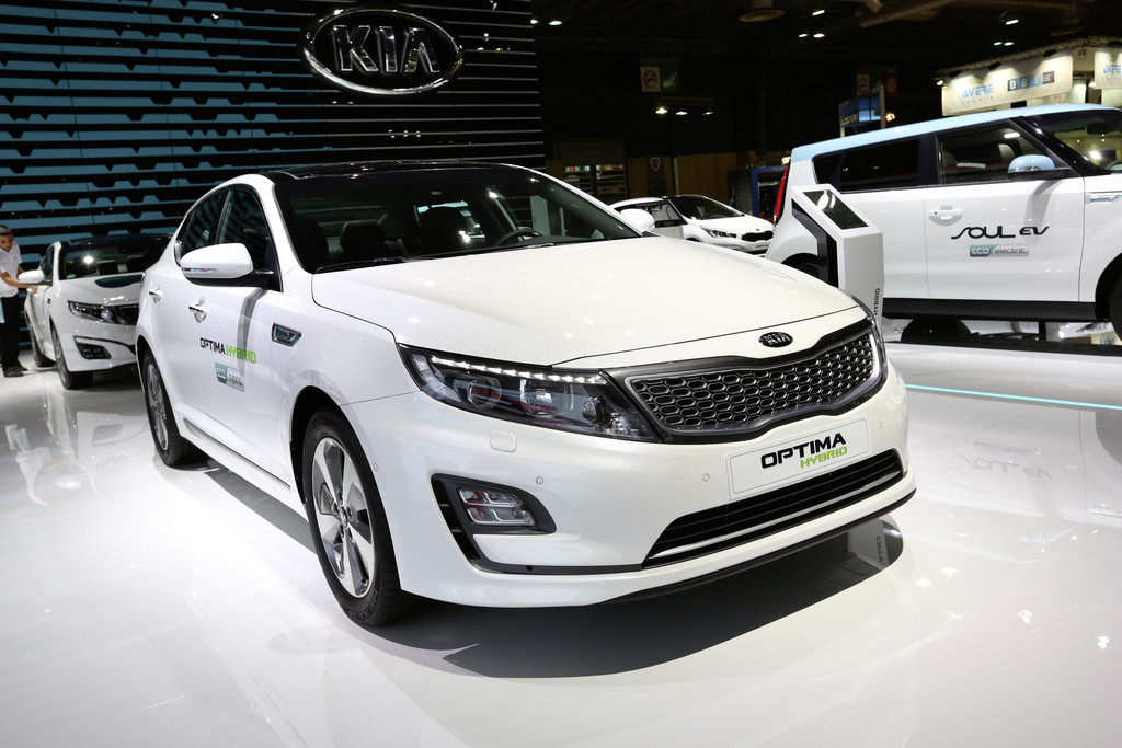 Paris 2014: Kia Optima als Diesel-Hybrid
