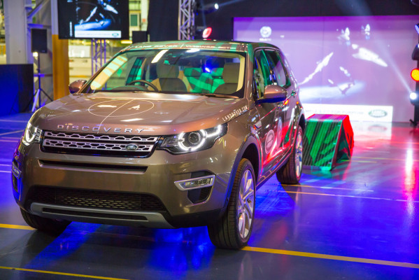 Land Rover sucht noch Mutige für Flug ins All