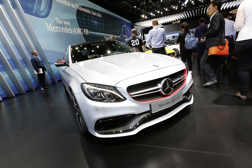 Paris 2014: V8-Power für die C-Klasse