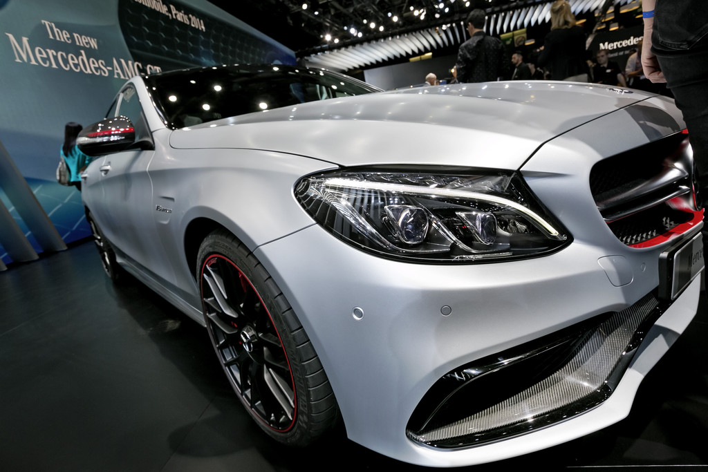 Paris 2014: V8-Power für die C-Klasse
