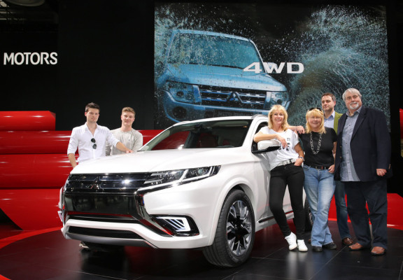 Mitsubishi Plug-in Hybrid Outlander: 2.943 km mit einer Tankfüllung