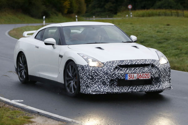 Erwischt: Erlkönig Nissan GT-R