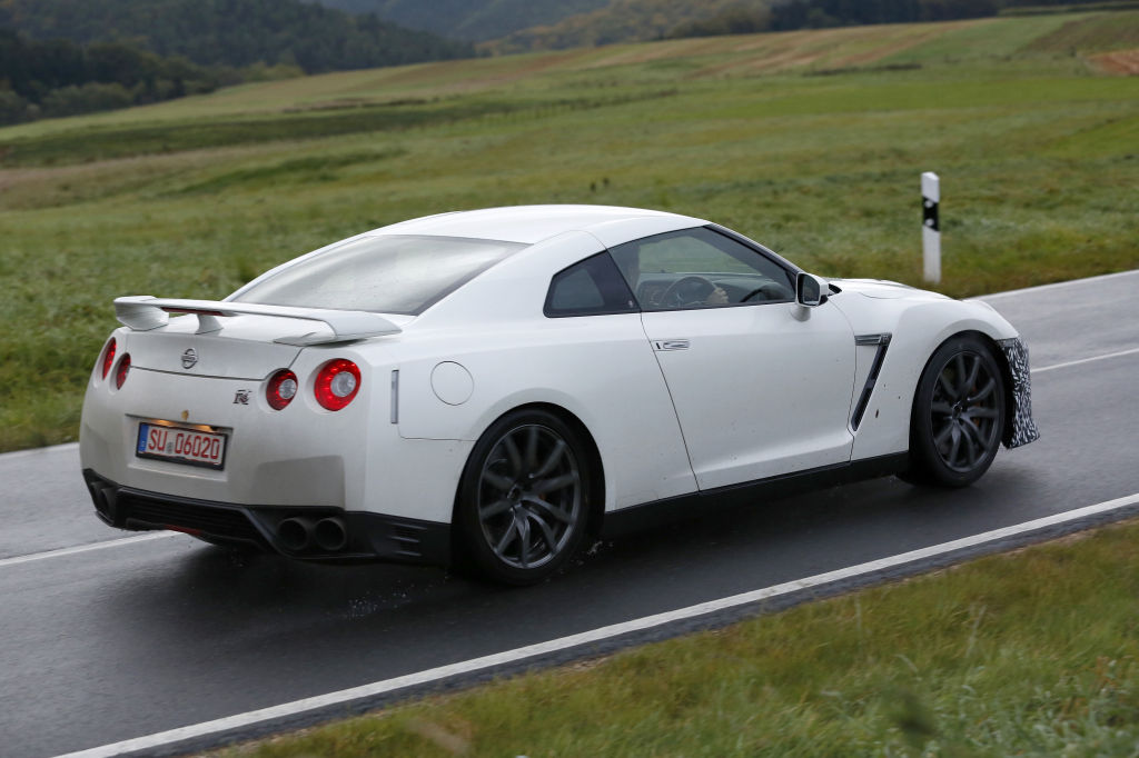 Erwischt: Erlkönig Nissan GT-R