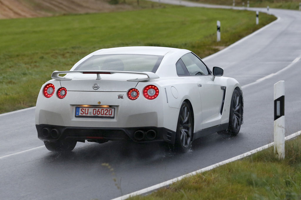 Erwischt: Erlkönig Nissan GT-R