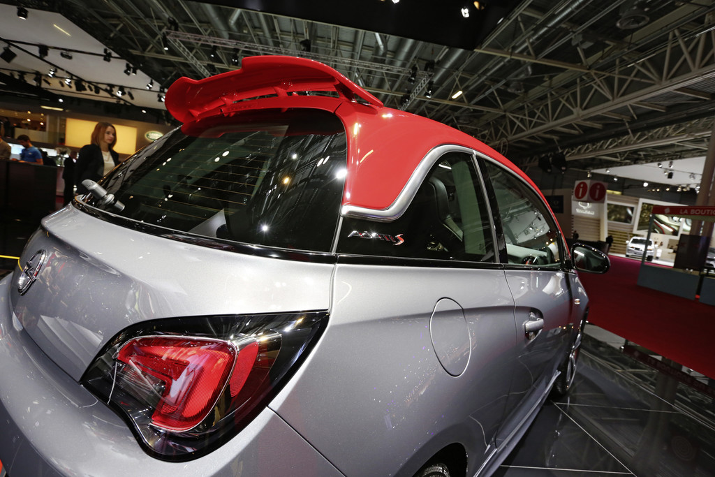 Paris 2014: Der Opel Adam gibt mächtig Gas