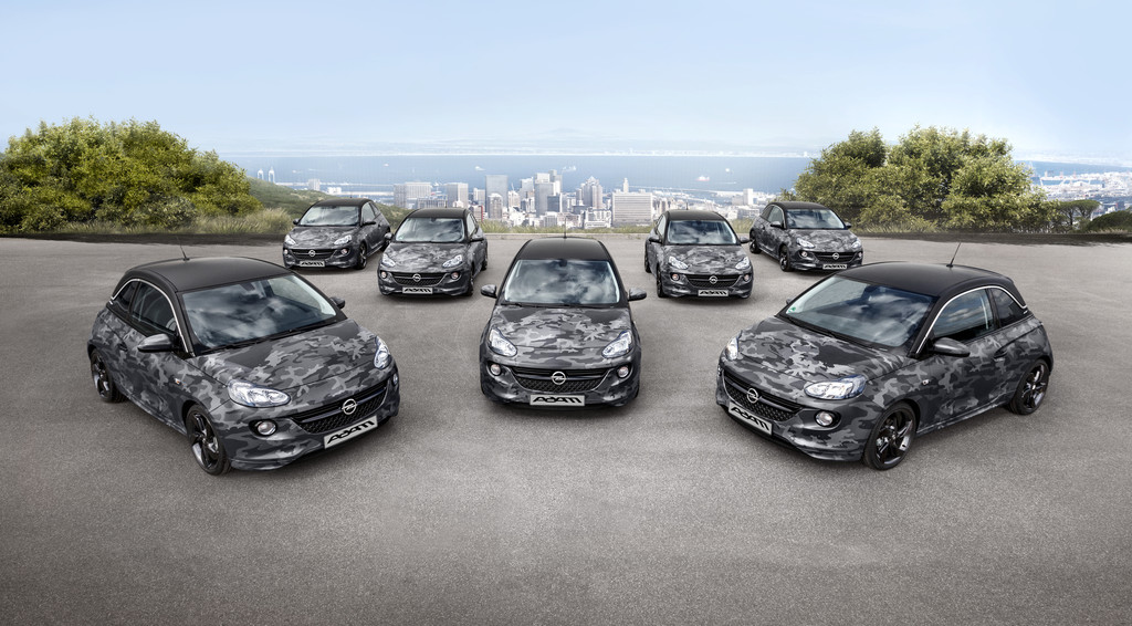 Opel versteigert sieben Adam von Bryan Adams