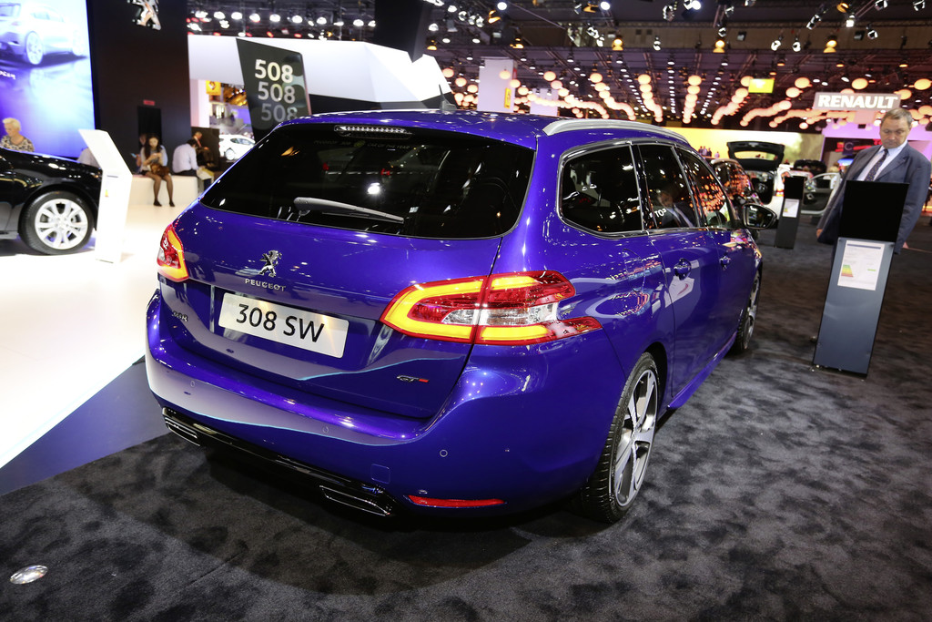 Paris 2014: Peugeot 308 wird sportlicher