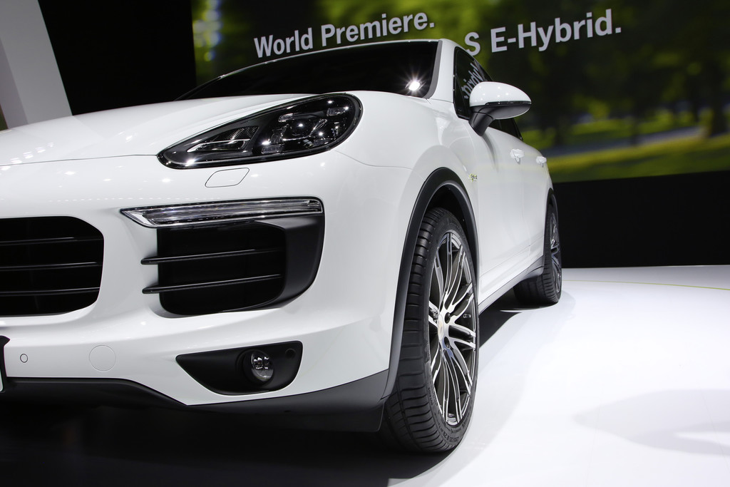 Paris 2014: Der Porsche Cayenne für die Steckdose