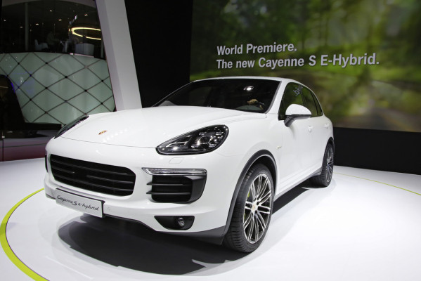 Paris 2014: Der Porsche Cayenne für die Steckdose