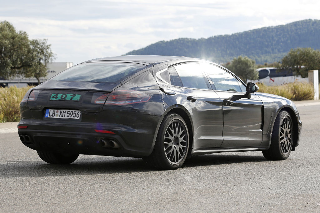 Erwischt: Erlkönig Porsche Panamera - neue Bilder