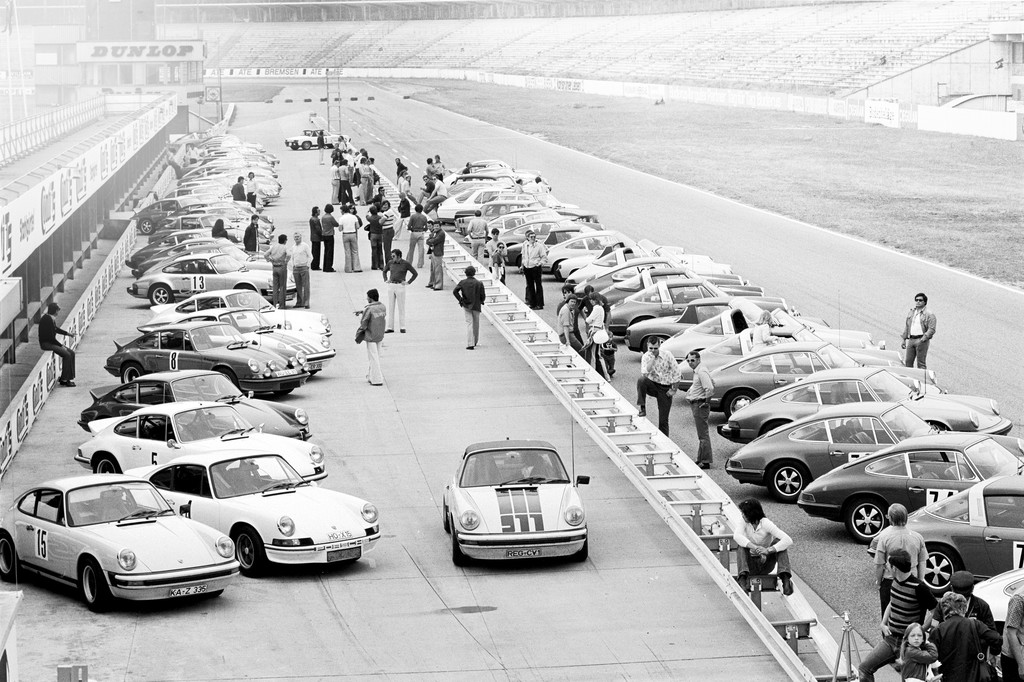 Porsches Fahrschule wird 40 Jahre alt