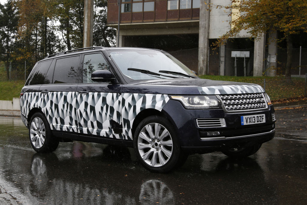Erwischt: Erlkönig Range Rover LWB SVR