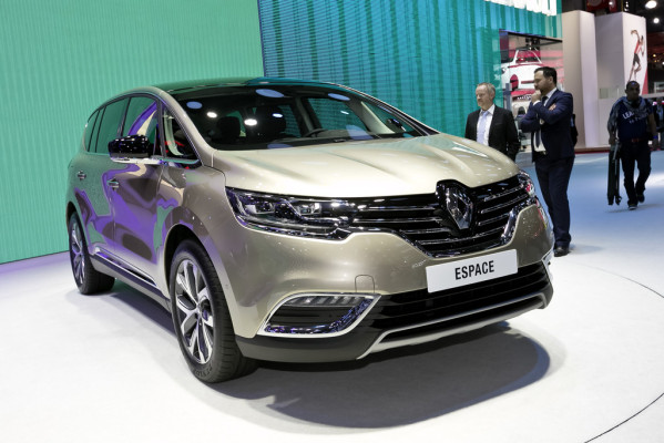 Paris 2014: Renault Espace lenkt mit allen vier Rädern