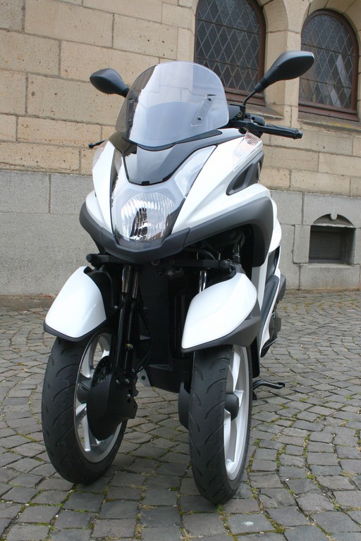 Test Yamaha Tricity 125: Schmalspur-Spaß für die Stadt
