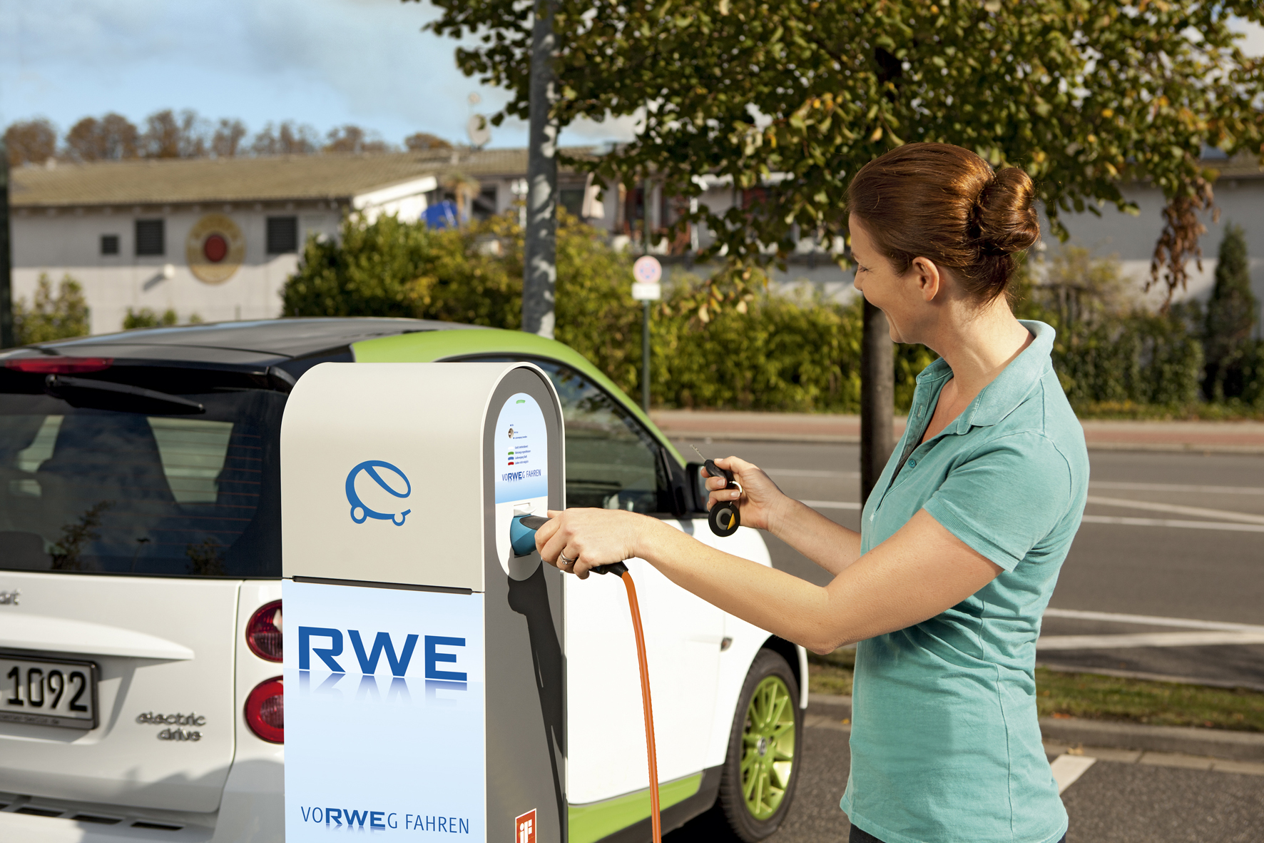RWE führt neues Zahlsystem für das Laden von E-Autos ein