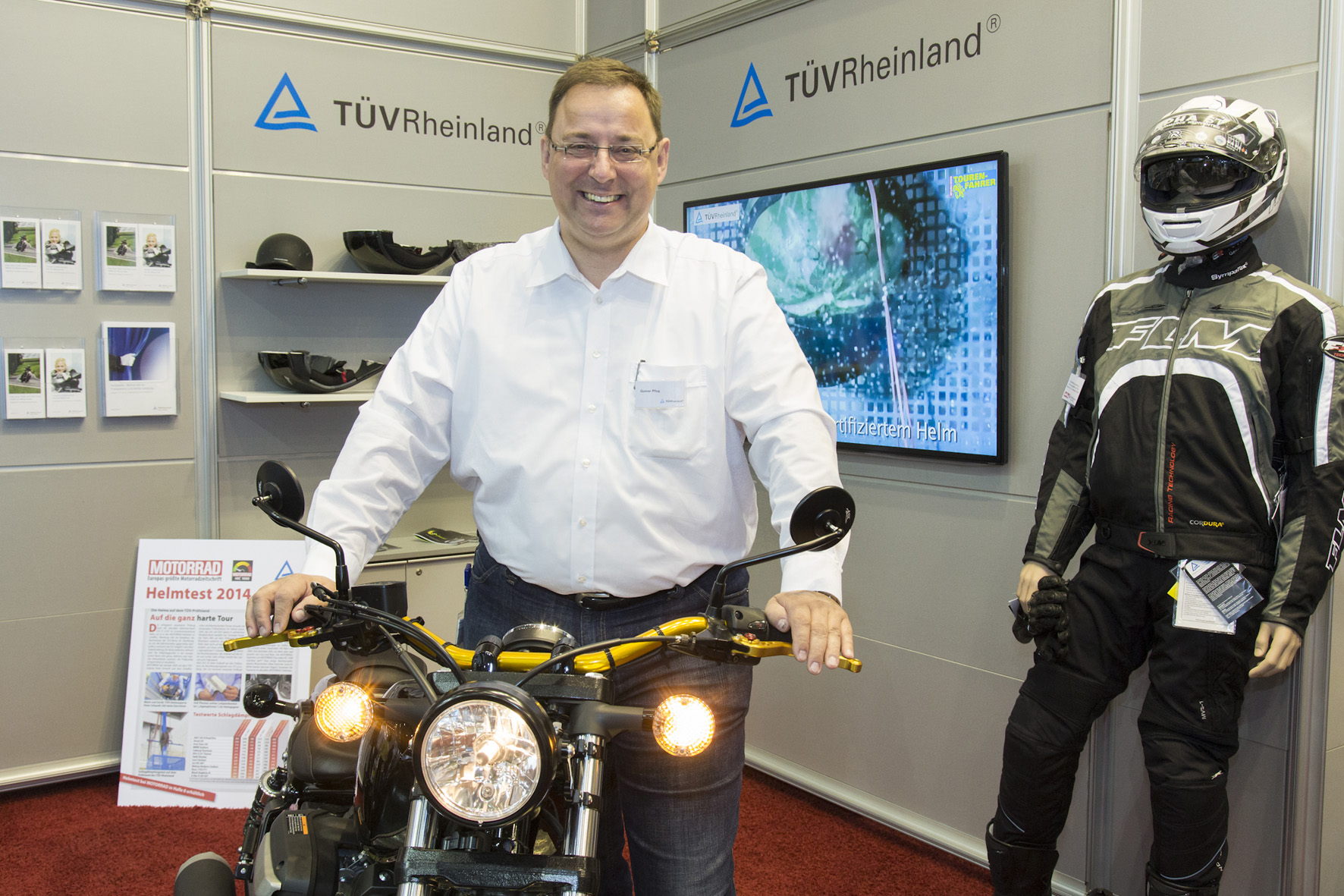 Motorrad: Auch gelbe Begrenzungsleuchten sind erlaubt