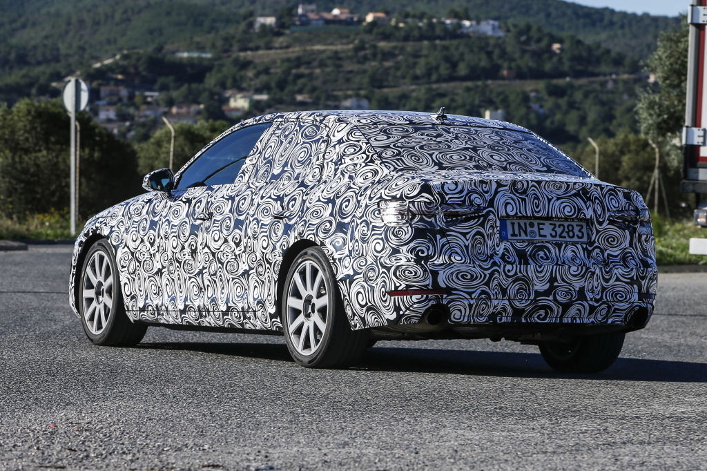 Erwischt: Erlkönig Audi A4
