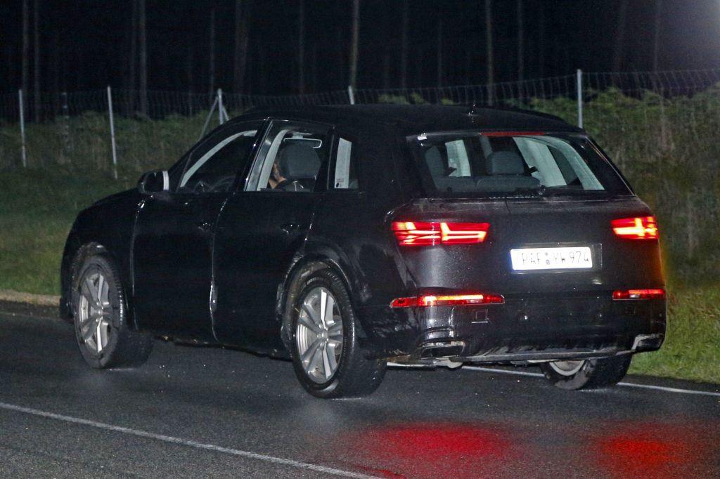 Erwischt: Erlkönig Audi Q7