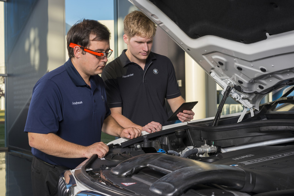 BMW erprobt Qualitätssicherung per Datenbrille