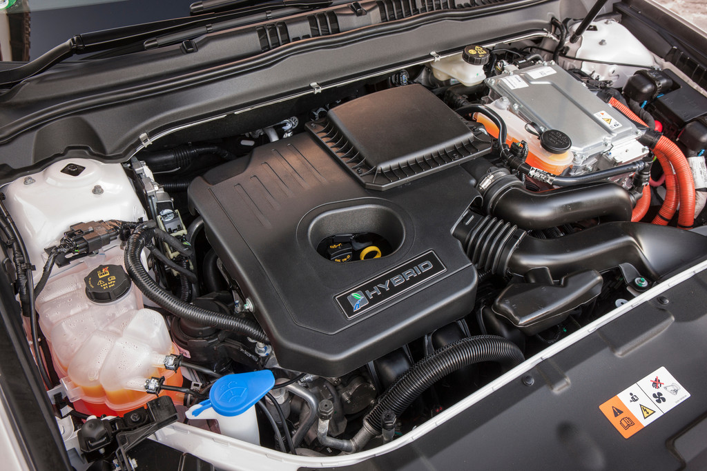 Ford Mondeo Hybrid: Produktion in Valencia läuft