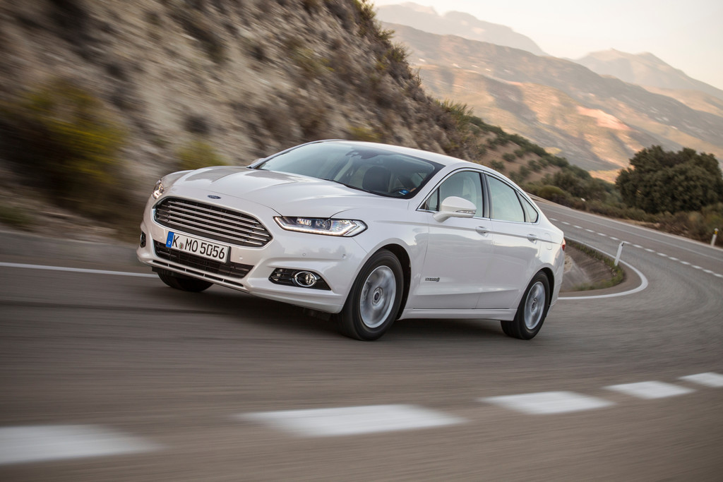 Ford Mondeo Hybrid: Produktion in Valencia läuft
