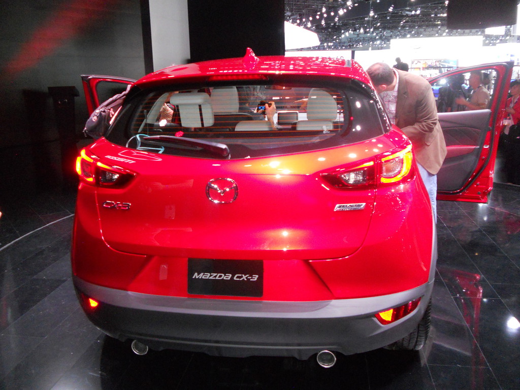 LA 2014: Mazda CX-3 kommt im Juni