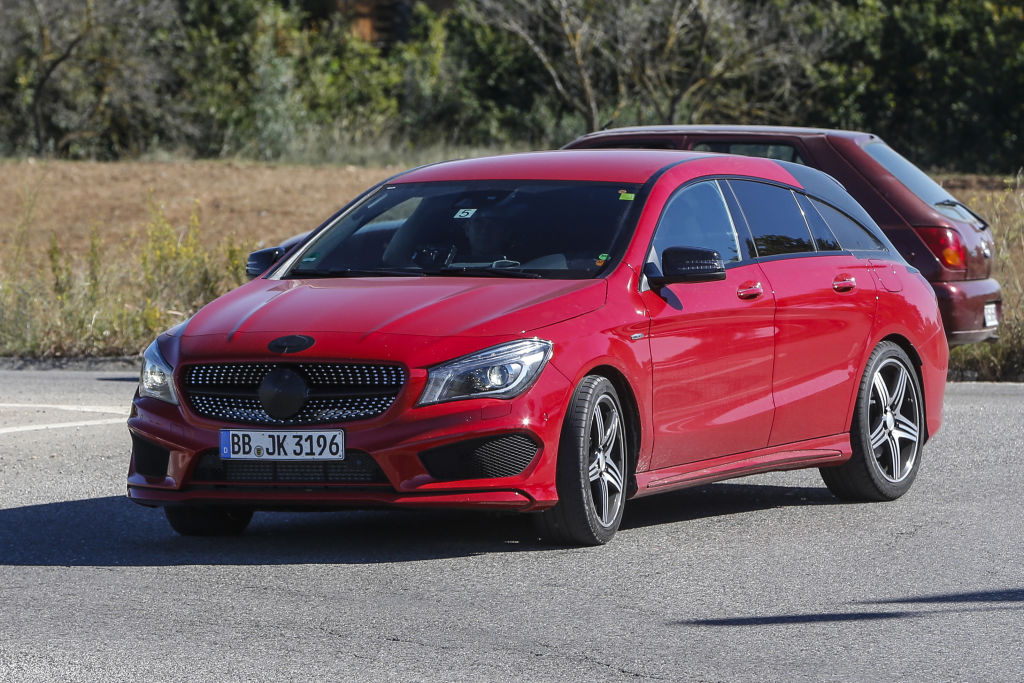 Erwischt: Erlkönig Mercedes-Benz GLA Shooting Break