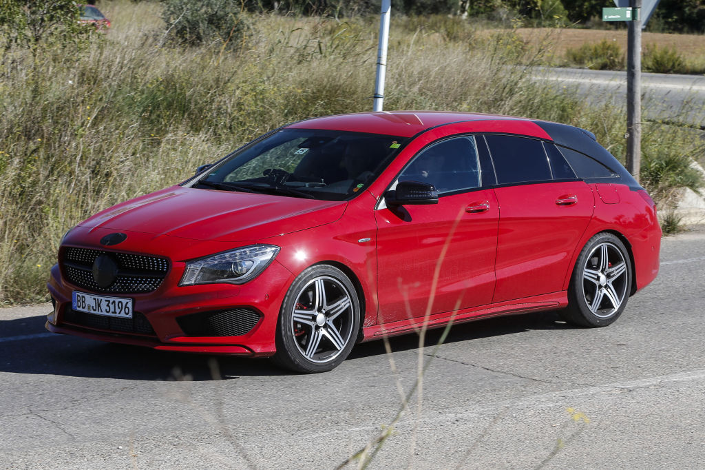 Erwischt: Erlkönig Mercedes-Benz GLA Shooting Break