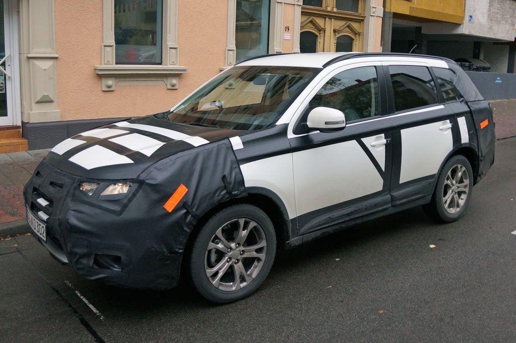 Erwischt: Erlkönig Mitsubishi Outlander