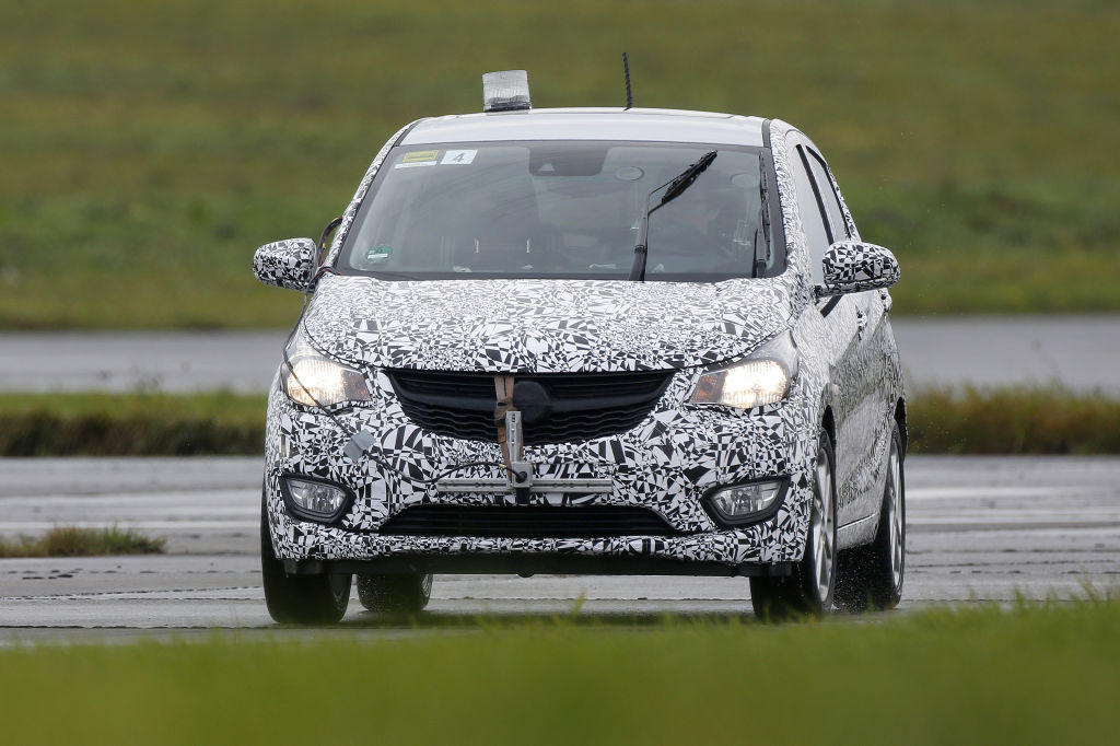 Erwischt: Erlkönig Opel Karl