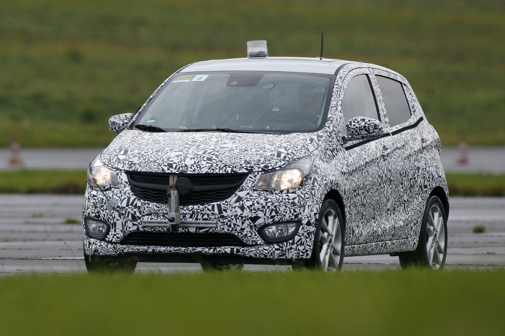 Erwischt: Erlkönig Opel Karl