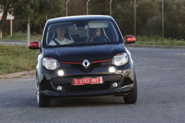 Erwischt: Erlkönig Renault Twingo RS