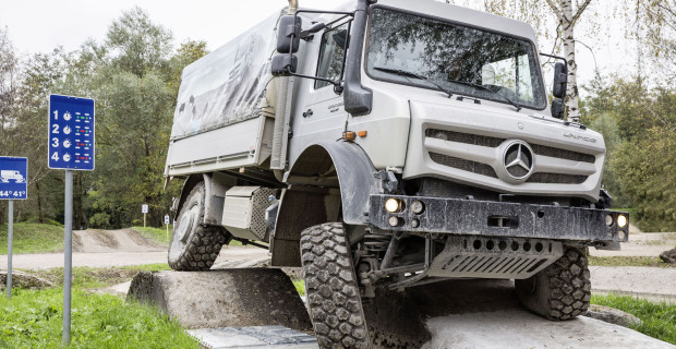 Mercedes-Benz Unimog: Frischzellenkur für das Urgestein