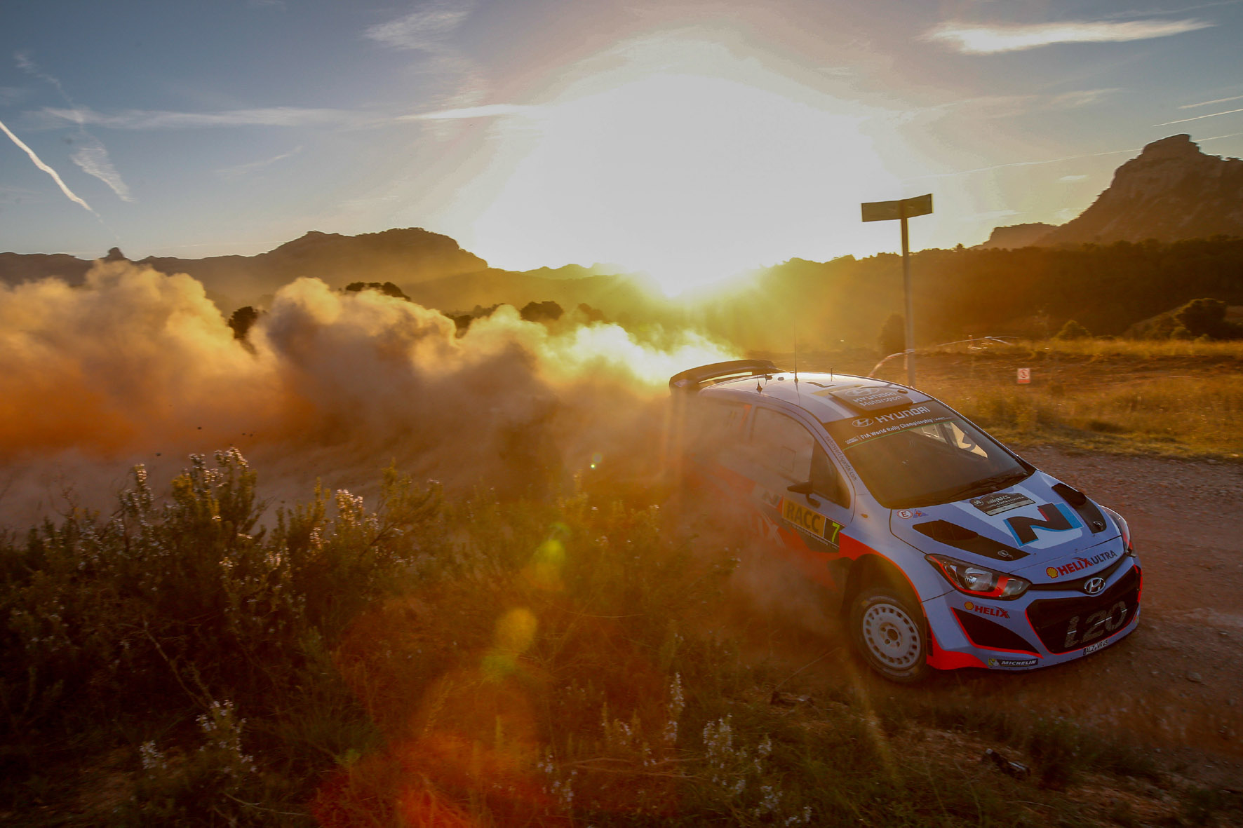Hyundai: Rallye-Team auf Kurs