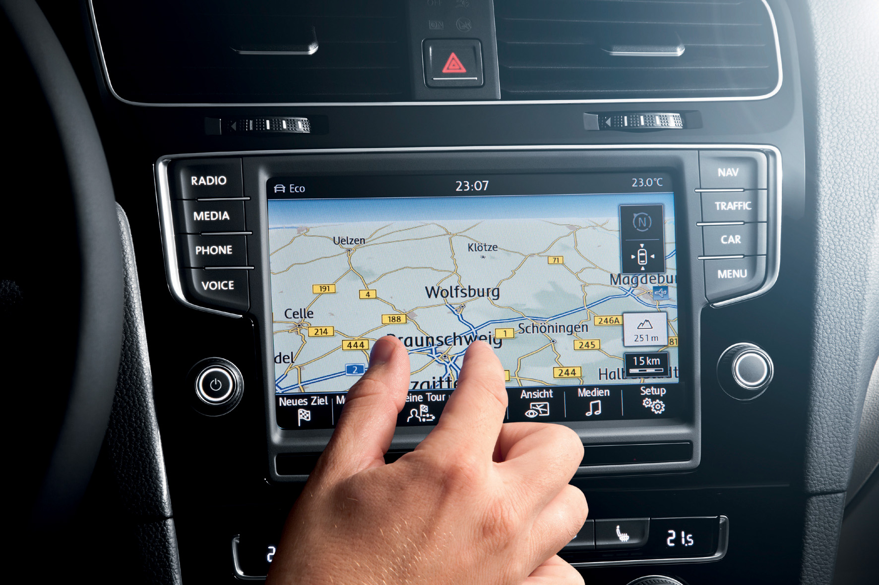 VW verlängert Navigationskarten-Service