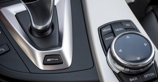 BMW 3er Plug-in-Hybrid Prototyp: Dreier an der Dose