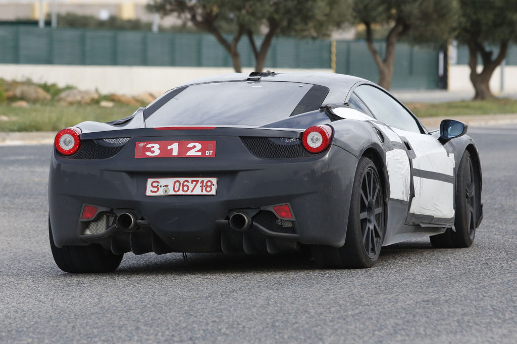 Erwischt: Erlkönig Ferrari 458M