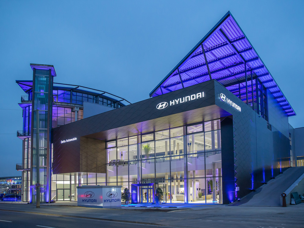 Hyundai eröffnet ersten Flagship Store