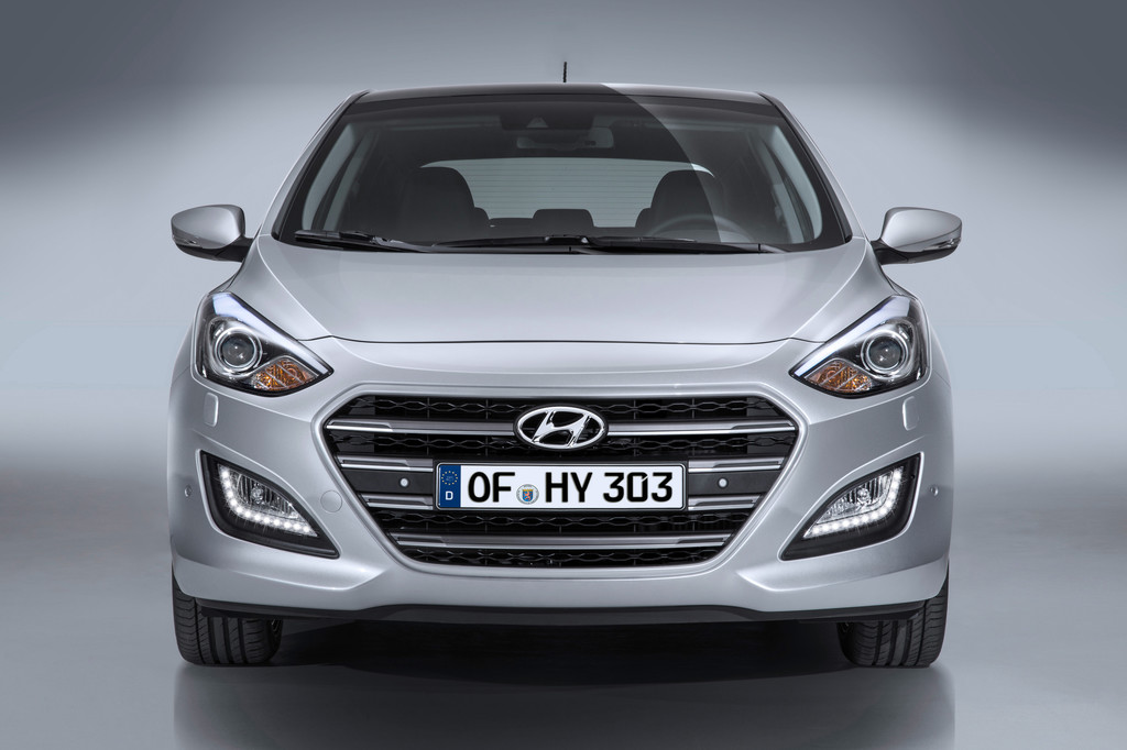Hyundai i30 und i40 bekommen Facelift