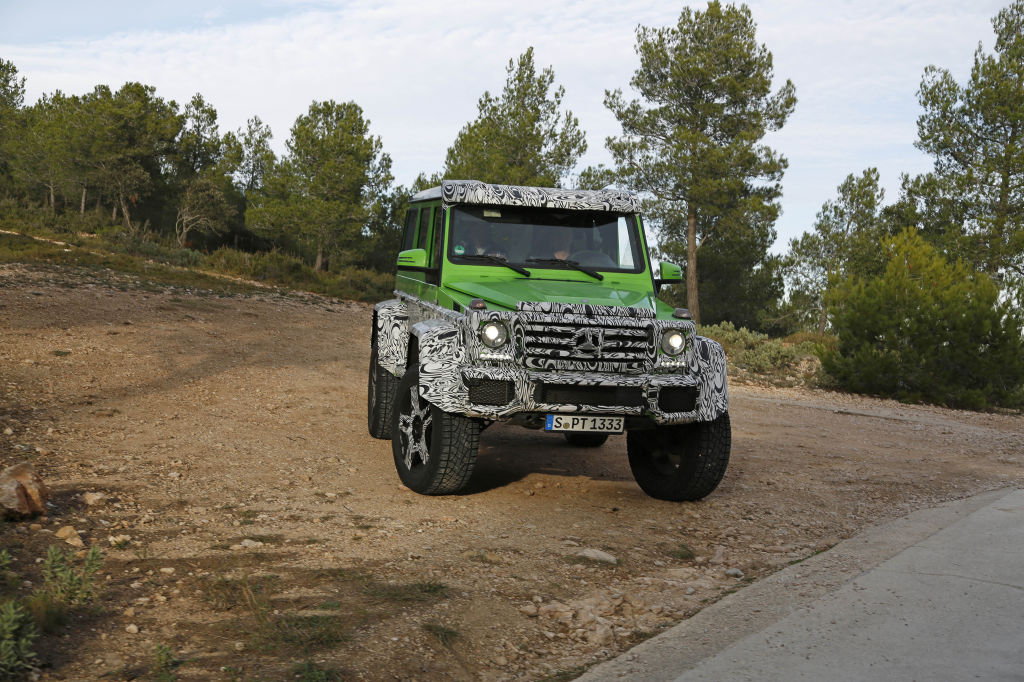 Erwischt: Erlkönig Mercedes-Benz G63 AMG 4x4 - das grüne Monster