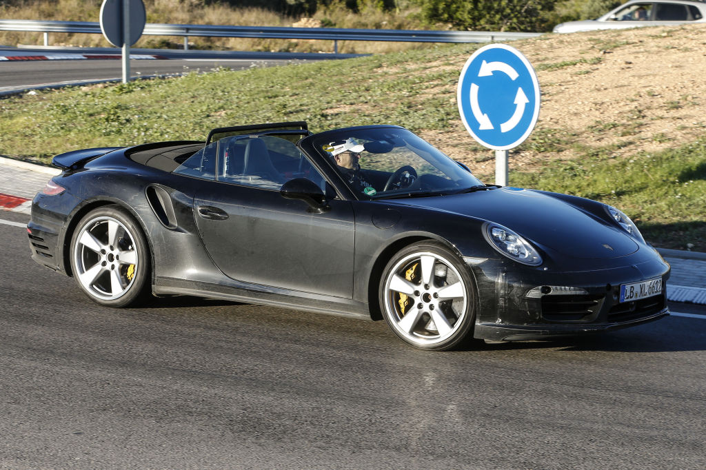 Erwischt: Erlkönig Porsche 911 Turbo Cabrio Facelift