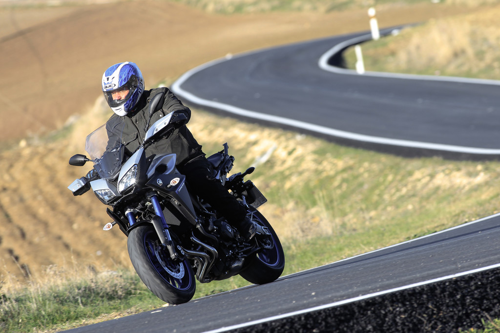 Erste FAhrt auf der Yamaha MT-09 Tracer: Einsatzspektrum erweitert