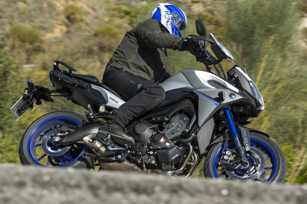 Erste FAhrt auf der Yamaha MT-09 Tracer: Einsatzspektrum erweitert