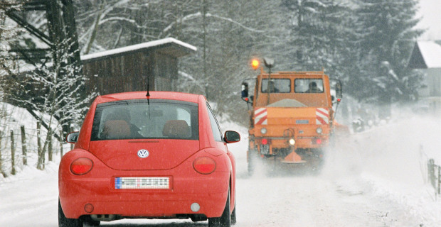 Achtung Räumfahrzeug - Tipps für Autofahrer