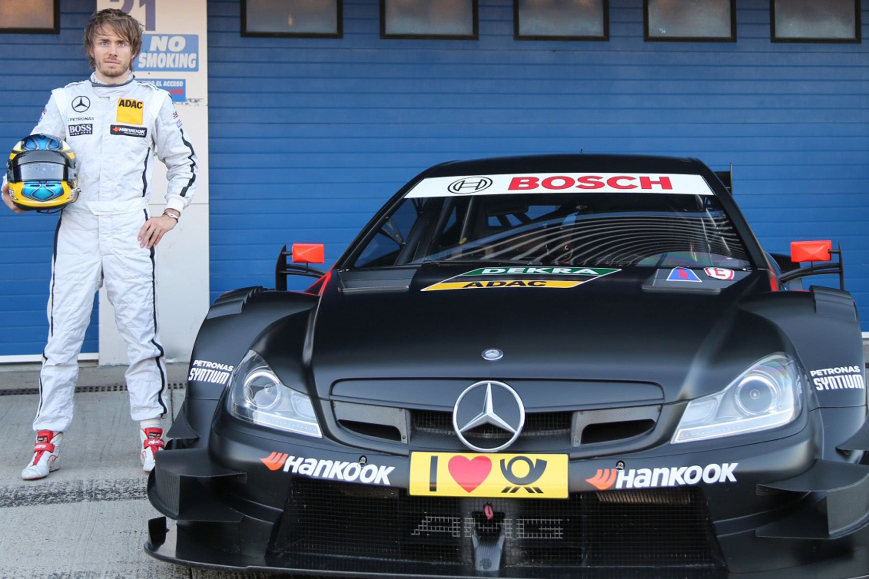 Mercedes: Fahrschule für Motorsport-Talente