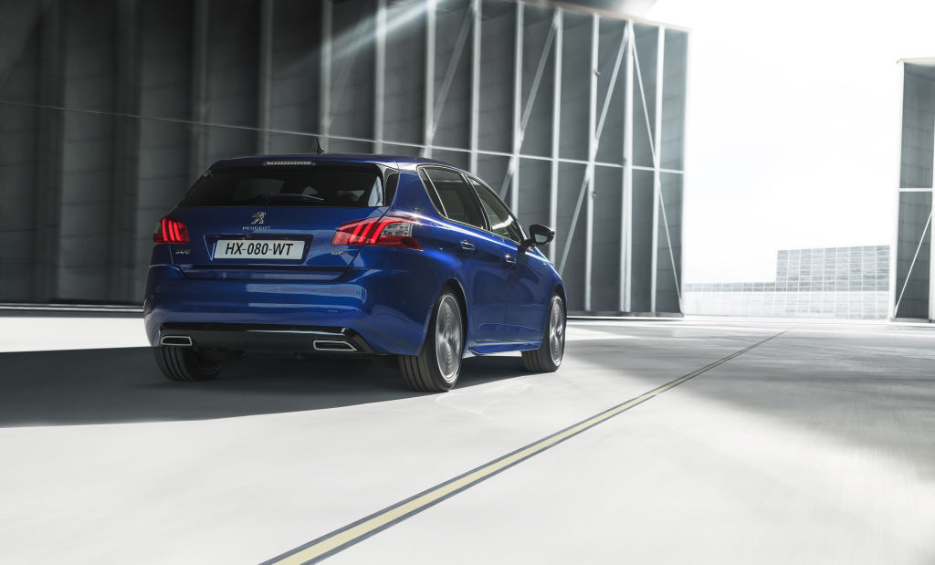 Erste Fahrt im Peugeot 308 GT: Umwelt-Primus kann fauchen
