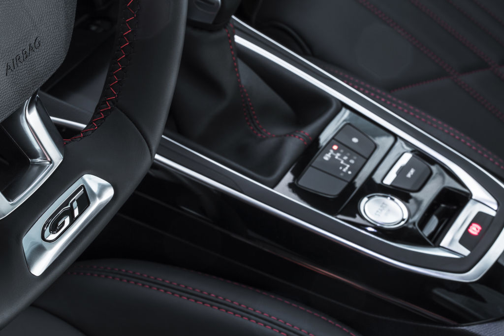 Erste Fahrt im Peugeot 308 GT: Umwelt-Primus kann fauchen