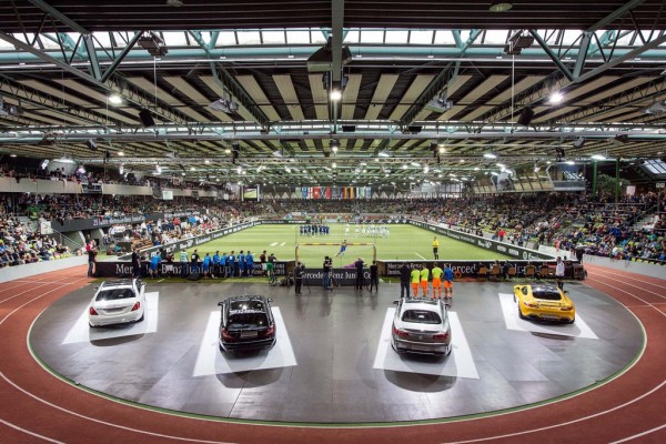 Manchester United gewinnt Mercedes-Benz-Junior-Cup