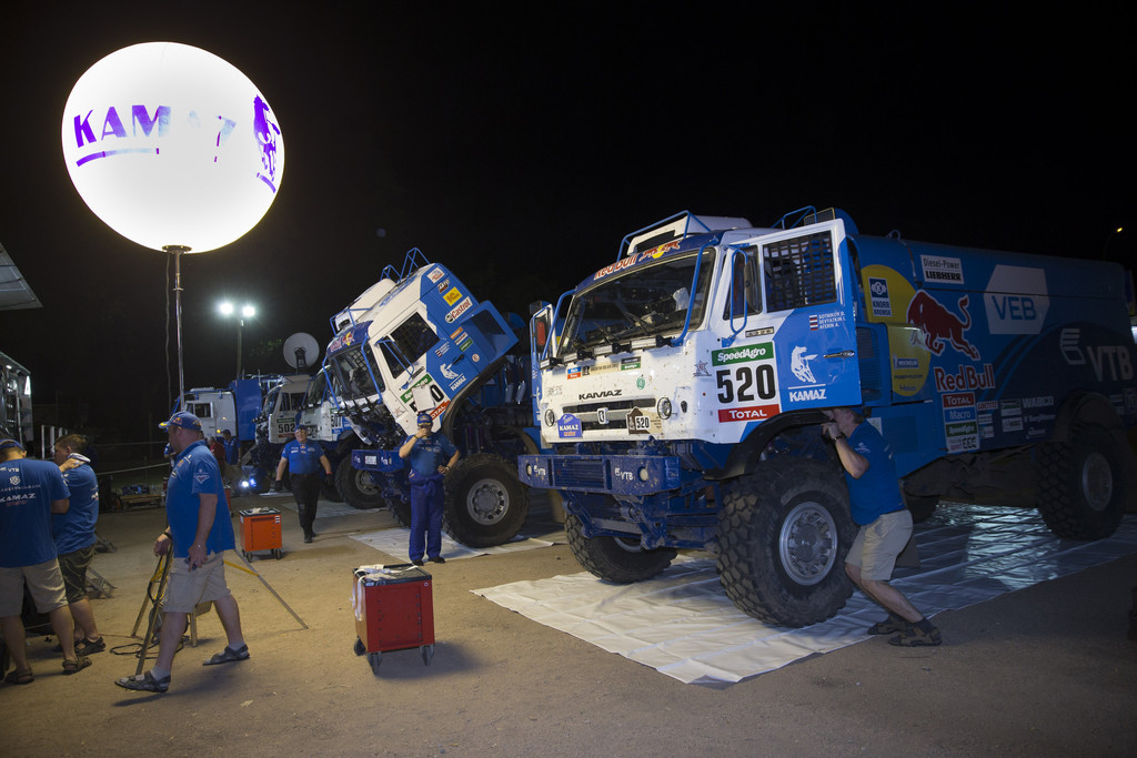 Dakar 2015: Al-Atiyah und Barreda in Führung