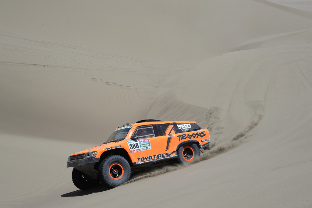 Dakar 2015: Nasser Al-Attiyah holt sich dritten Sieg